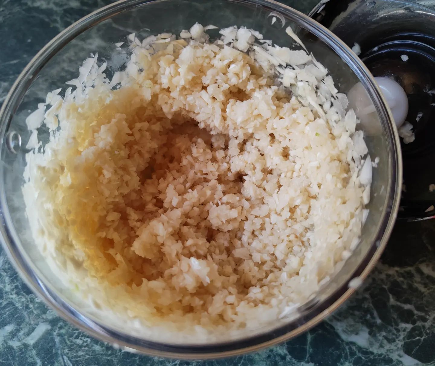 Соус із хрону "Хрінодер" (БЕЗ оцту і варіння) - ця заготовка порадує всіх любителів гостренького! Смачно, корисно і по-домашньому!