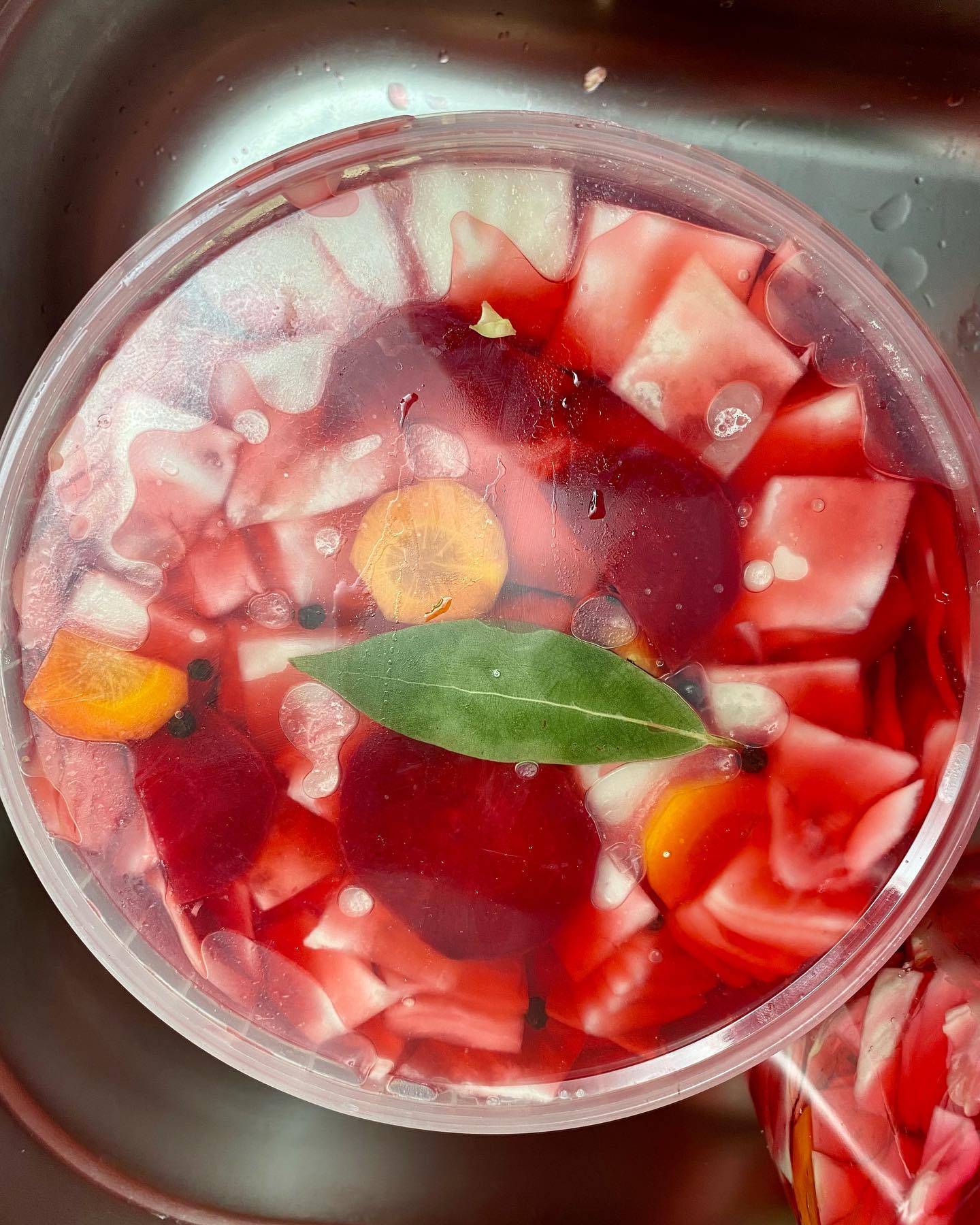 Капуста маринована з буряком "Пелюска" або по-вірменськи - я її відразу багато роблю, бо дуже смачно!