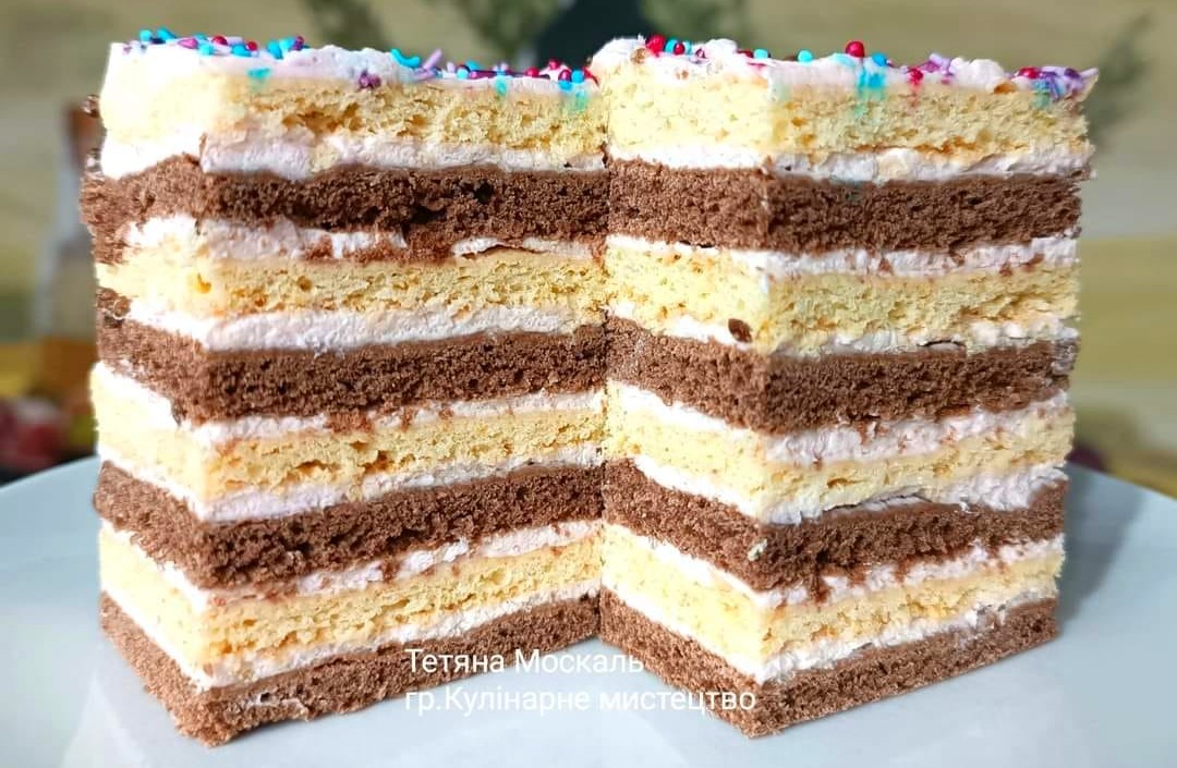 Бюджетний пляцок БЕЗ яєць, що просто тане в роті - чудовий рецепт від української господині