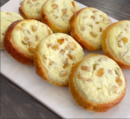 Це кращий рецепт зі всіх, що я пробувала! Ватрушки з сирною начинкою - смачні, ніжні і просто бомбічні!