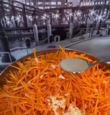 Морква по-корейськи на зиму - найпростіший рецепт БЕЗ стерилізації, виходить дуже смачна і соковита!