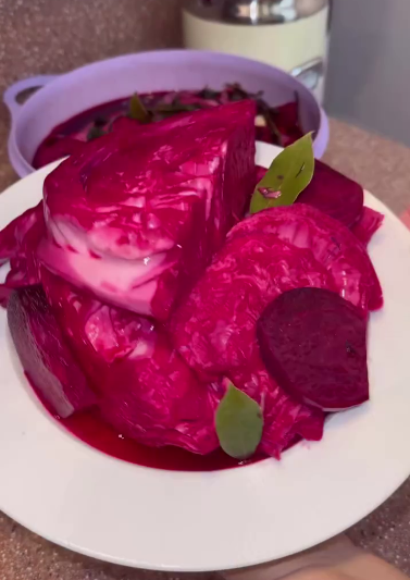 Цю солену капусту я готую БЕЗ оцту! Хрумка, смачна капуста із бурячком, яка готується на раз-два!