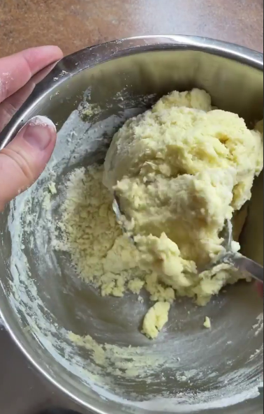 Такої смакоти Ви ще не пробували! Ніжне печиво "Рафаелло" з кремовою начинкою - відразу робіть подвійну порцію!