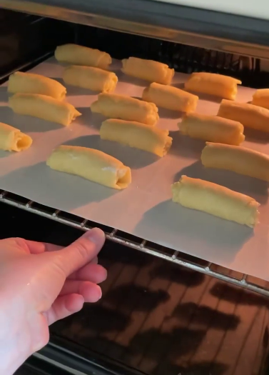 Такої смакоти Ви ще не пробували! Ніжне печиво "Рафаелло" з кремовою начинкою - відразу робіть подвійну порцію!