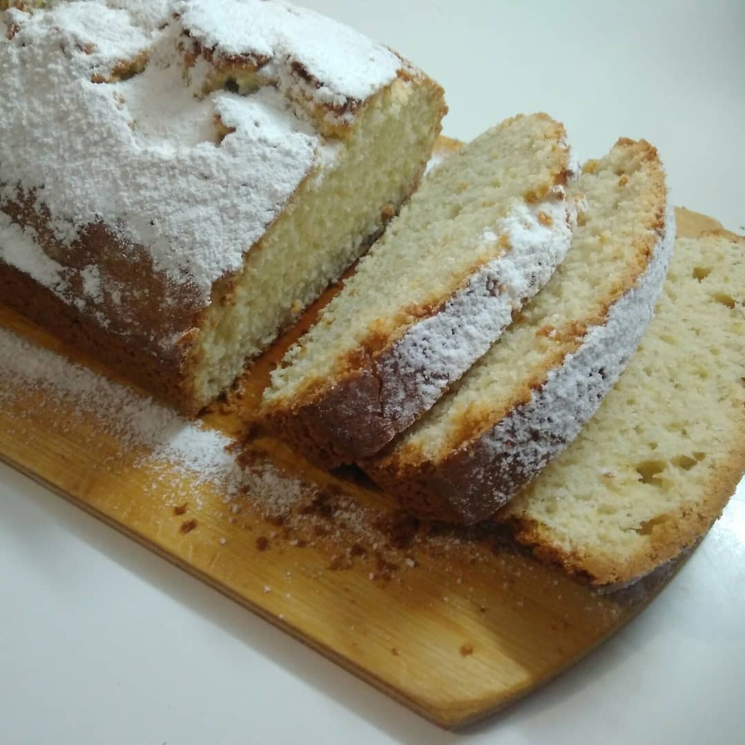 Дуже простий у приготуванні та неймовірно смачний кекс на молоці "Фінський" - рецепт на швидку руку