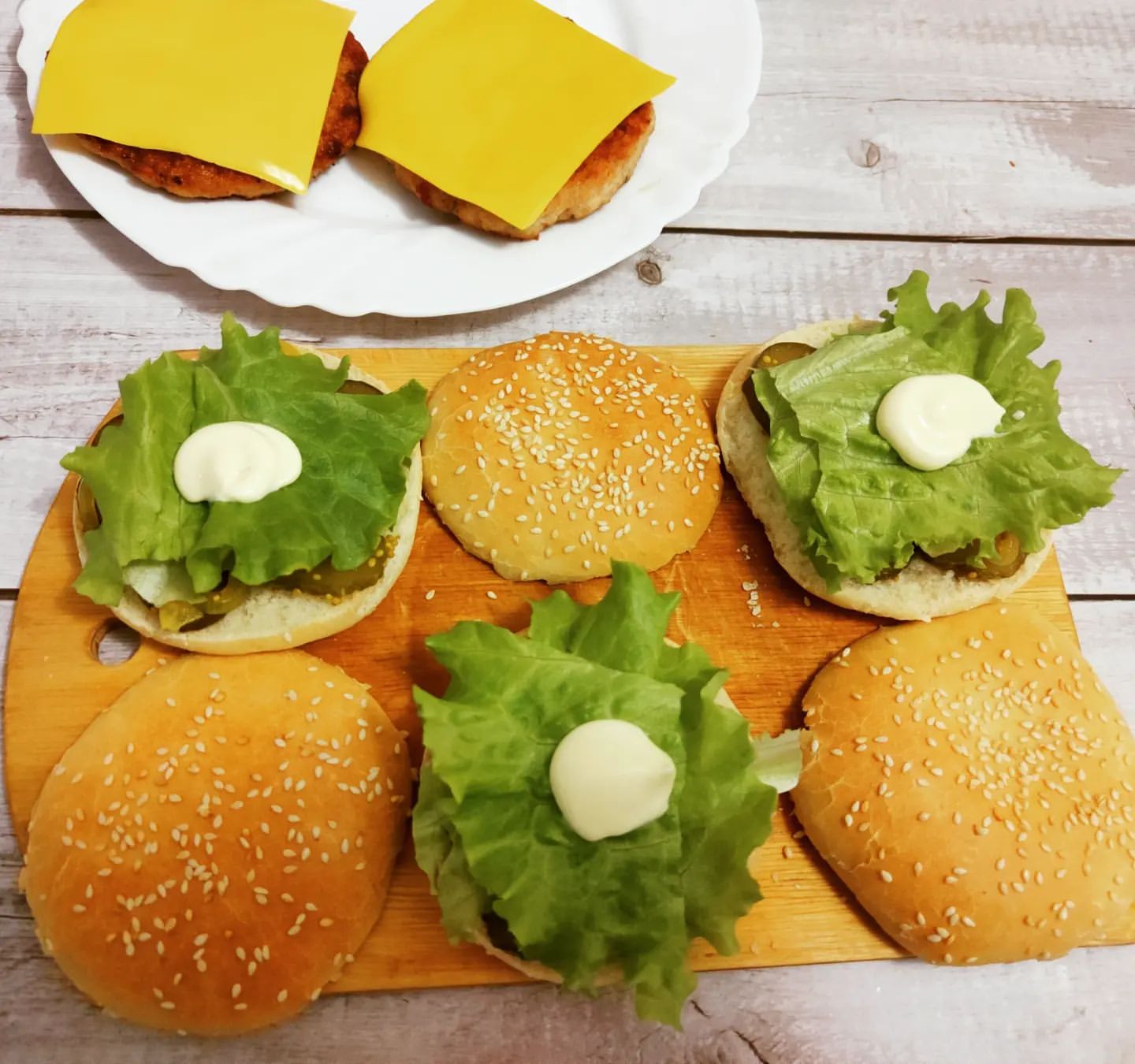 Показую, як я готую Чізбургер по-домашньому - це набагато простіше, ніж я думала і дешевше, ніж купити!