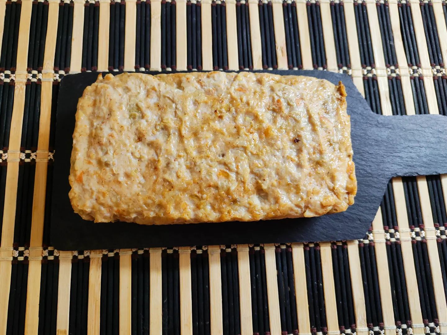 Таку печеню з курки готую замість ковбаси! Дуже смачно, просто і дешево, а знадобиться лише 400 гр фаршу