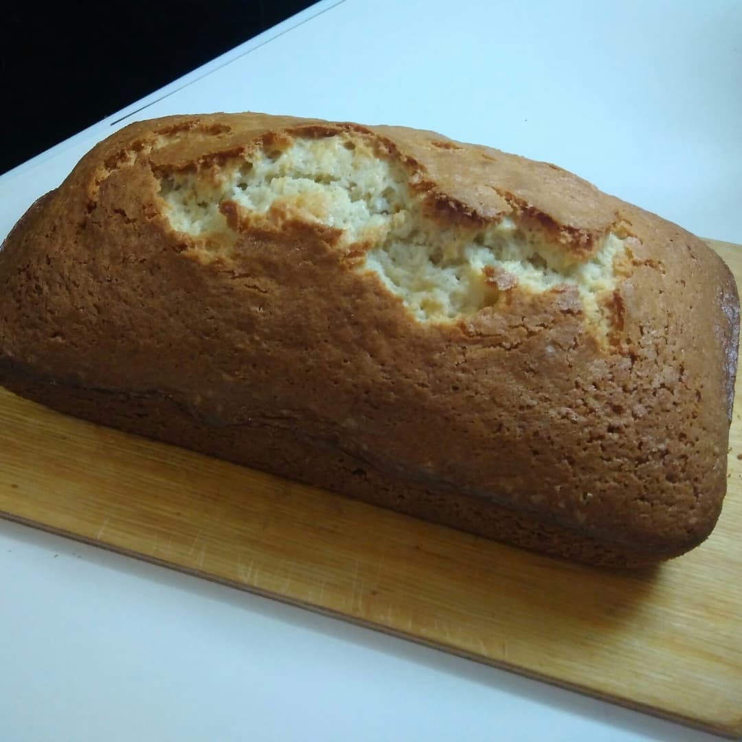 Дуже простий у приготуванні та неймовірно смачний кекс на молоці "Фінський" - рецепт на швидку руку