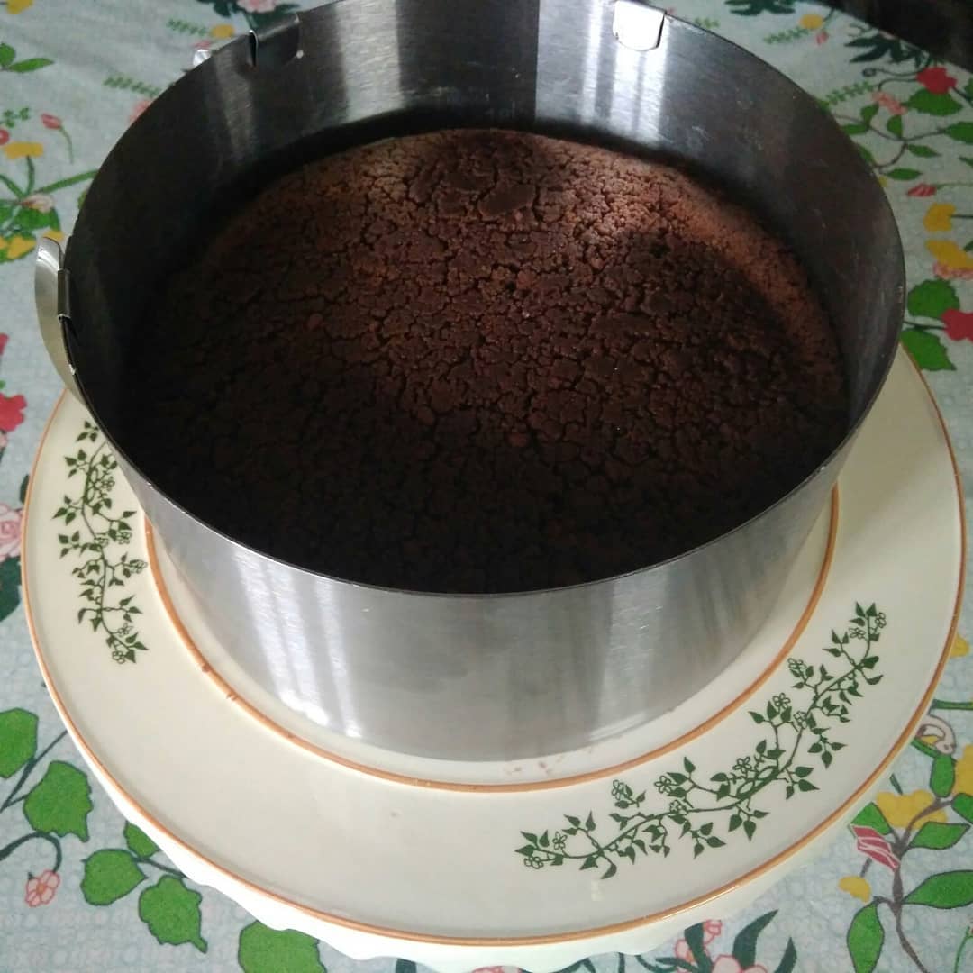 Шоколадно-сметанний торт з вишнями БЕЗ випічки - цю смакоту я готую швидко і просто, виходить не жирний і в міру солодкий