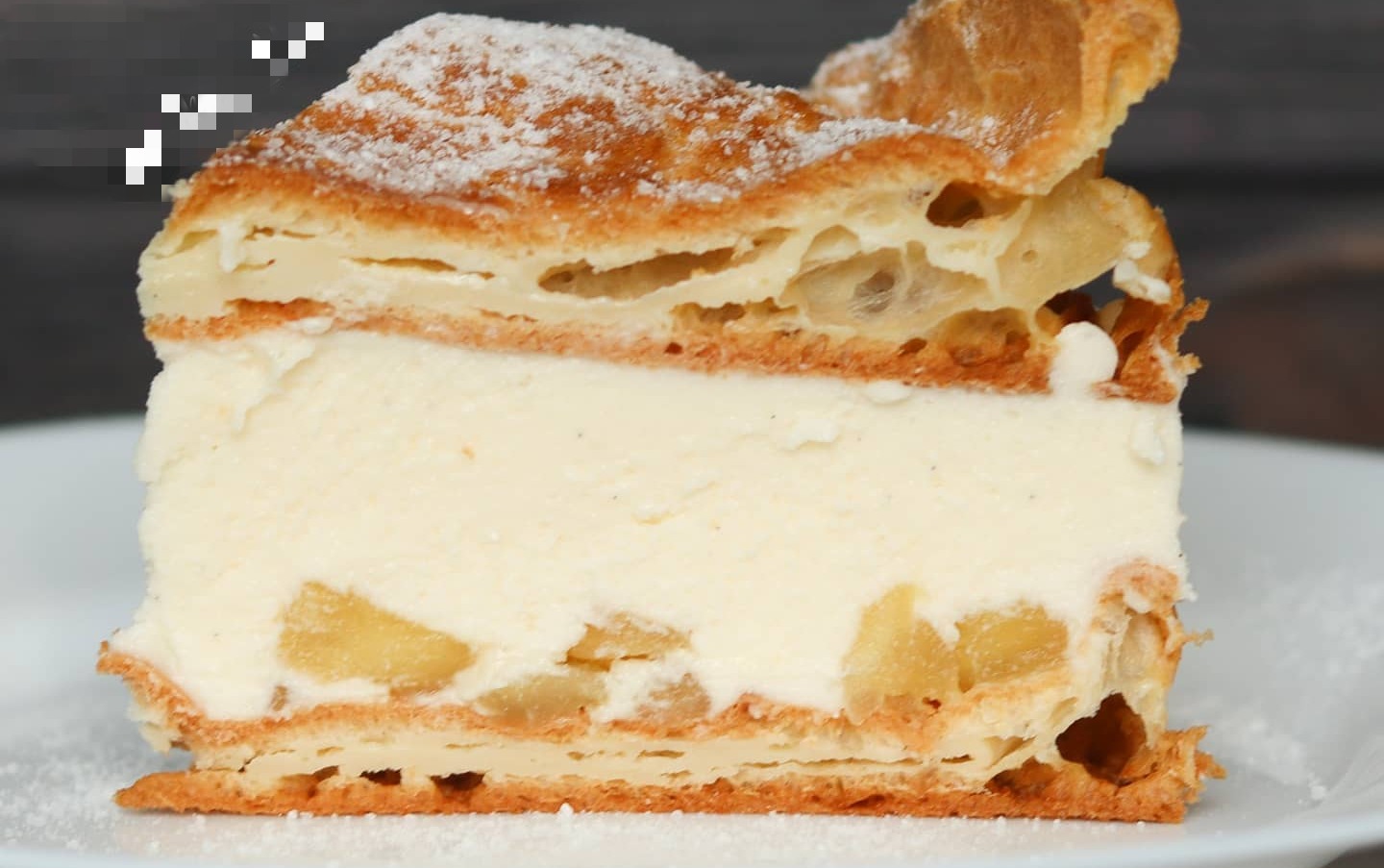Готуємо неймовірно смачний та бюджетний торт "Карпатка"! Ніжні заварні коржі, крем, що нагадує морозиво та карамельні яблучка