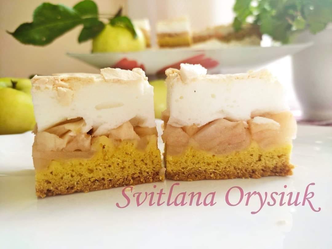 Яблучний пиріг за рецептом української господині. Неймовірно смачна і красива випічка до чаю