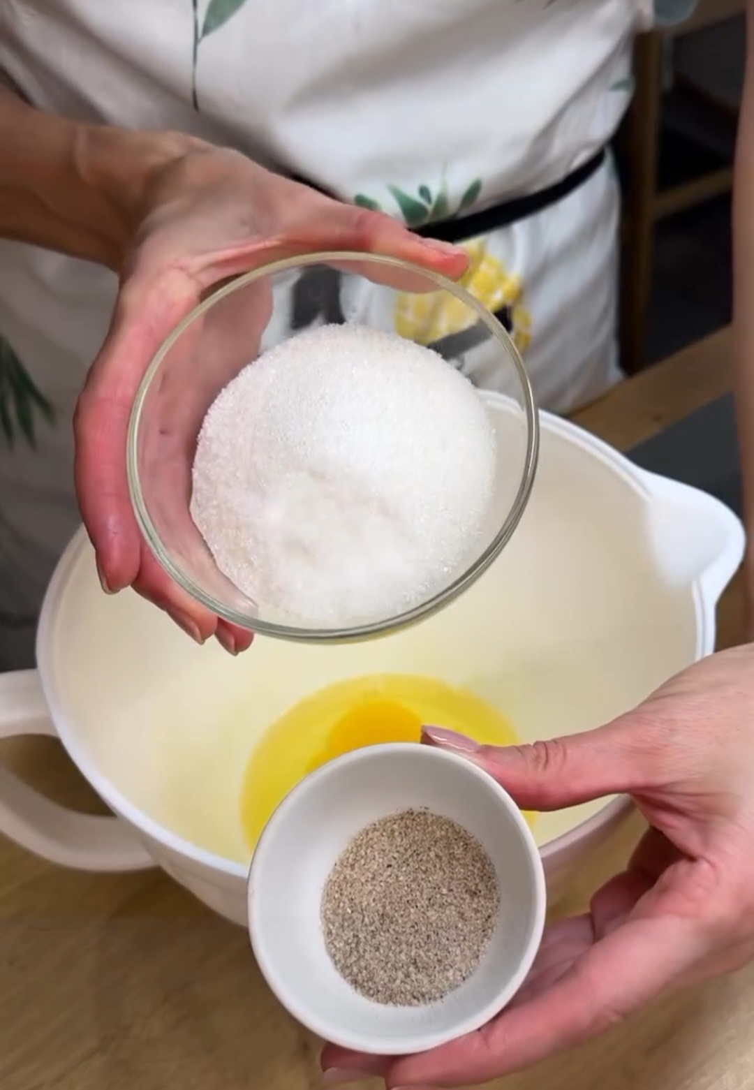 Печу одним коржем і без крему! Пляцок "Яблучник" з горішками - це дуже смачно, просто і економно!