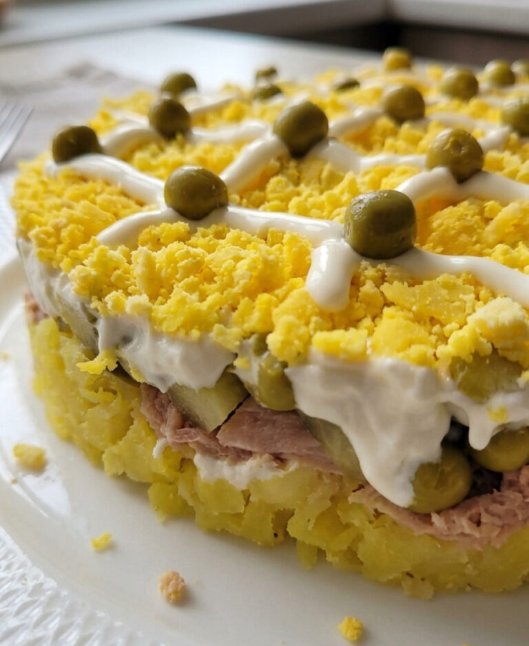 fb chudovyy salat kapryz na bud yakyy svyatkovyy stil smachnyy ta prostyy salatyk sharamy 102396