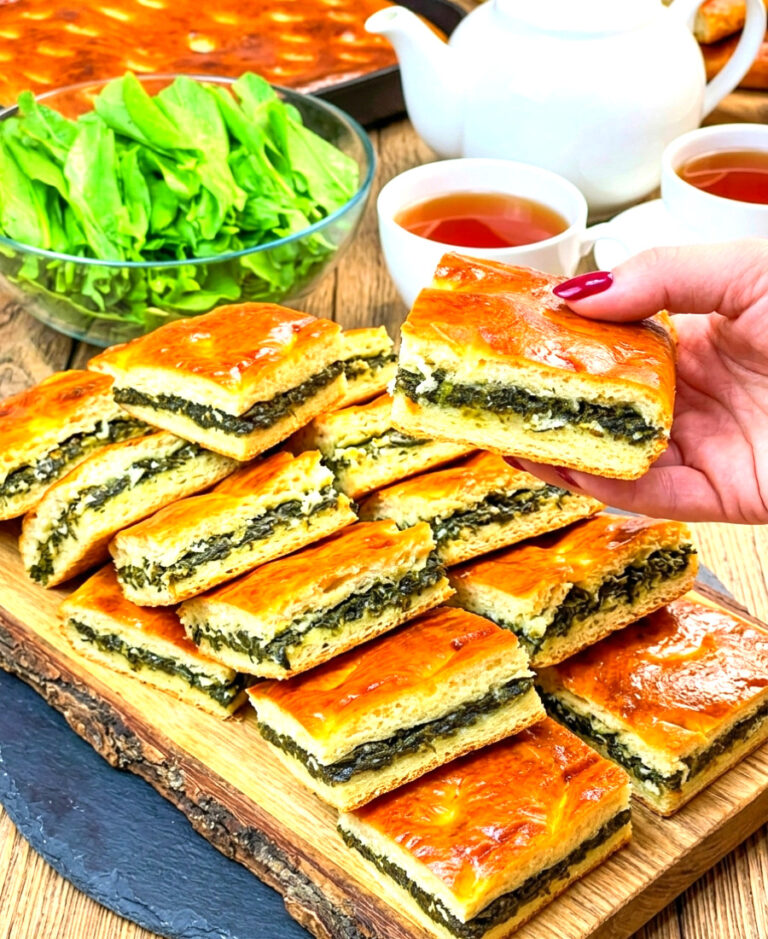 fb sokovytyy kyslo solodkyy pyrih iz schavlem na zdobnomu drizhdzhovomu tisti pryhotuyte takyy pyrih vpevnena scho i vam vin prypade do smaku 111469