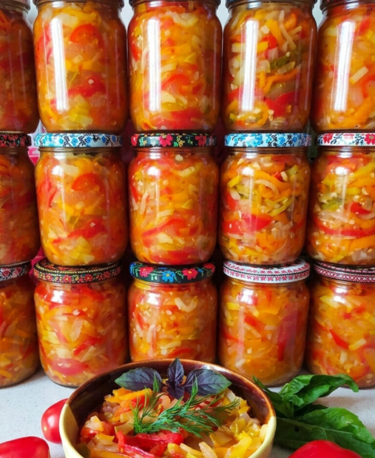 fb salat na zymu z kabachkamy za tsym retseptom hotuyu druhyy rik pospil banochka vidlitae za odnu vecheryu nastilky to smachno 107587 1