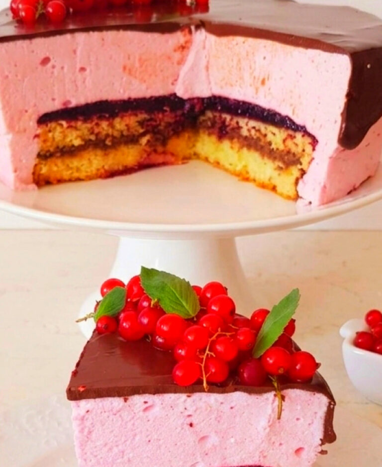fb nizhnyy lehkyy i povitryanyy yahidnyy tort sufle svyatkovyy tut vse v miru sufle naynizhnishe lehka yahidna kyslynka neymovirnyy aromat i shykarnyy smak 79495